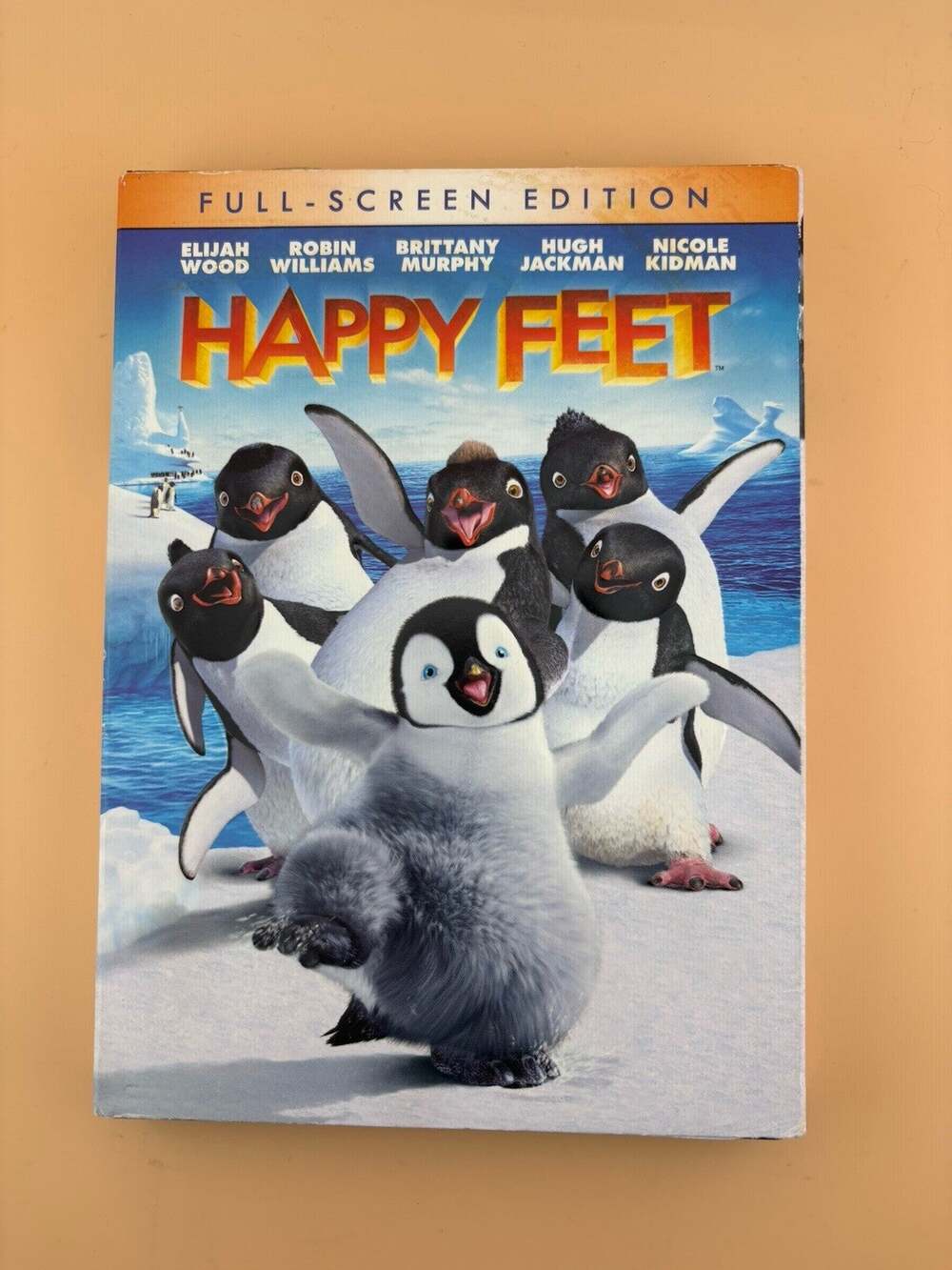 Warner Home Video Happy Feet DVD Full Screen Edition PG English/French/Spanish